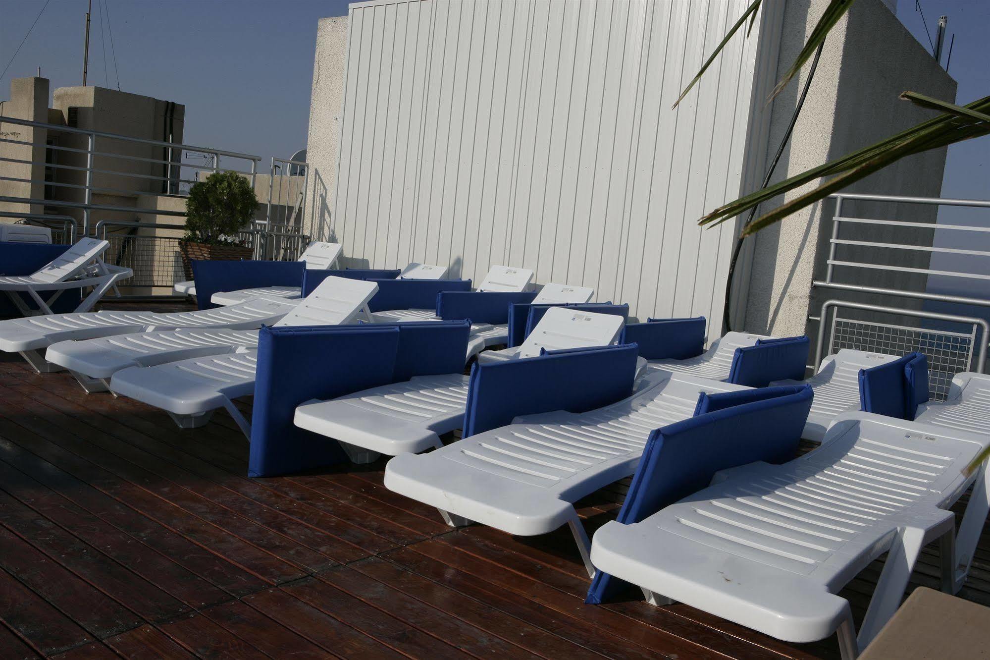 לרנקה Mackenzie Beach Hotel מתקנים תמונה
