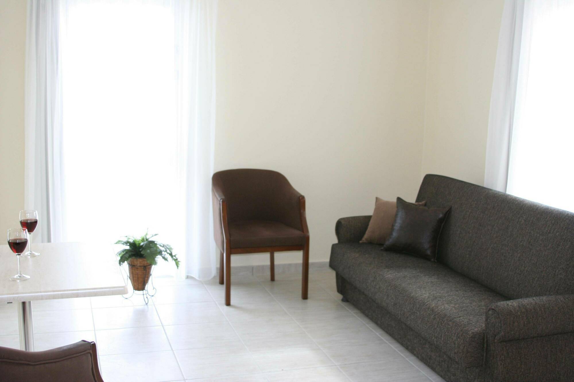 לרנקה Mackenzie Beach Hotel חדר תמונה
